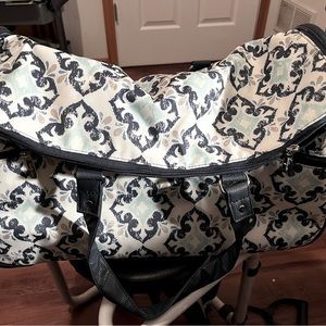 Thirty-One Wheels Up Rolling Tote in Fab Flourish. Very gently used.